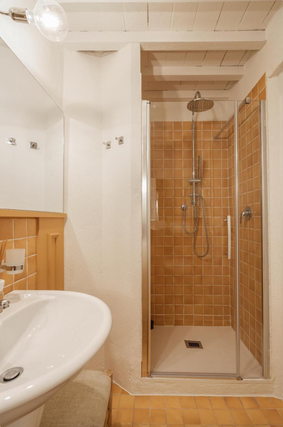 Scarlea Rooms Cecina  Exterior photo