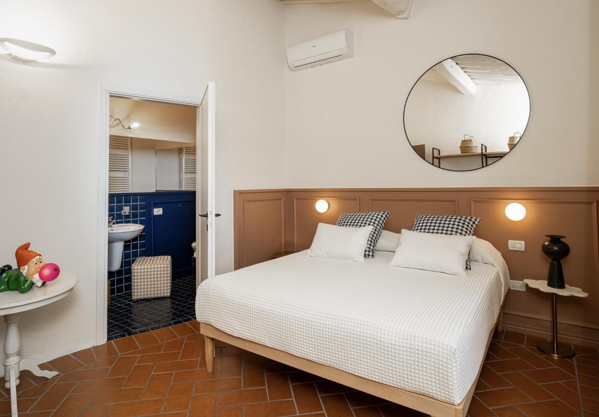 Scarlea Rooms Cecina  Exterior photo